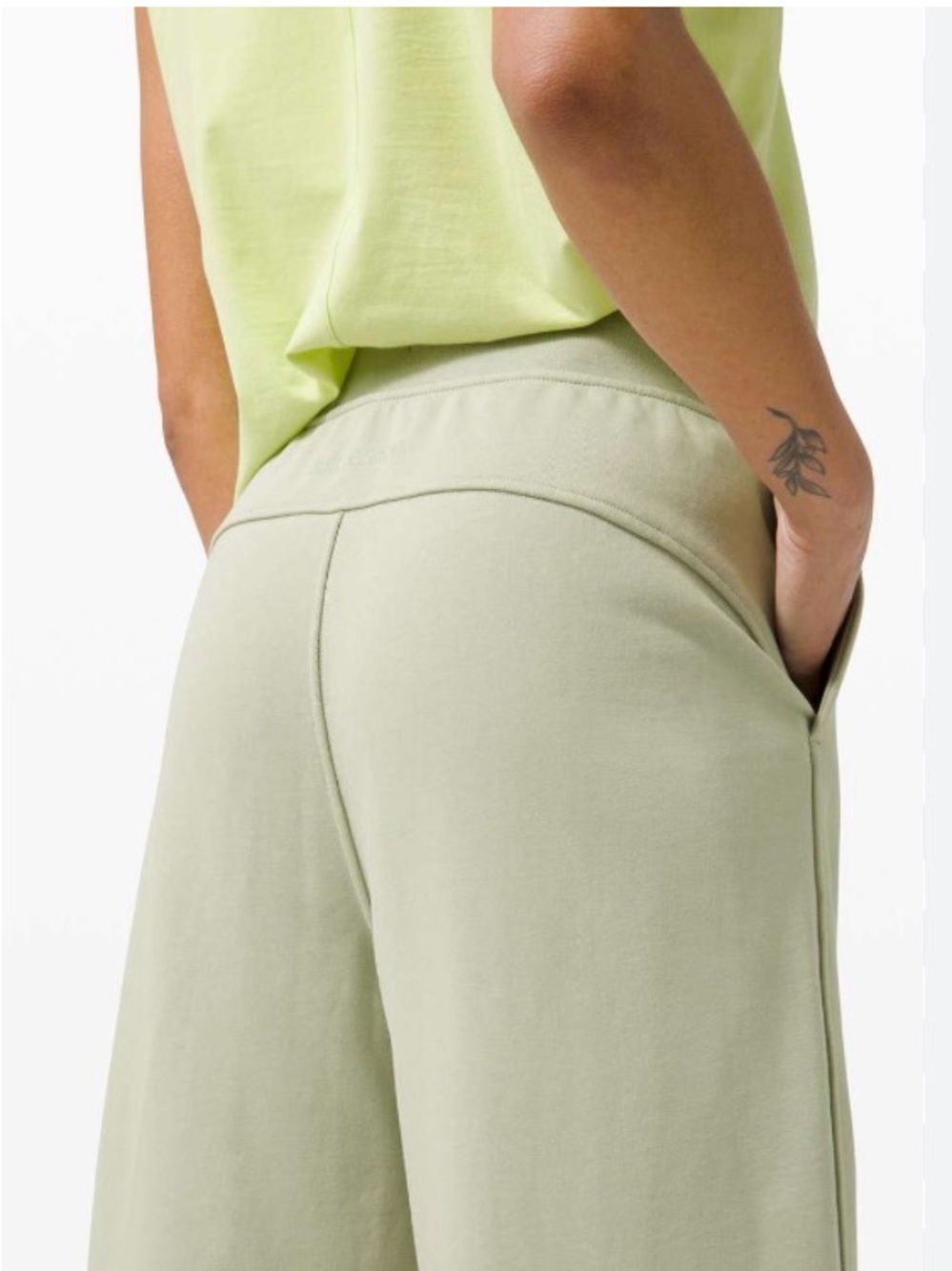 Lululemon Sage Green Jogger Sweatpants - Picture 6 of 6